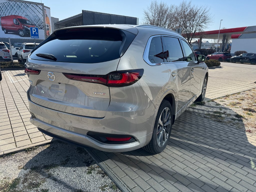 Mazda CX-80