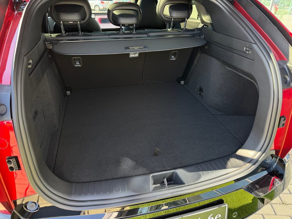 Mazda CX-6e